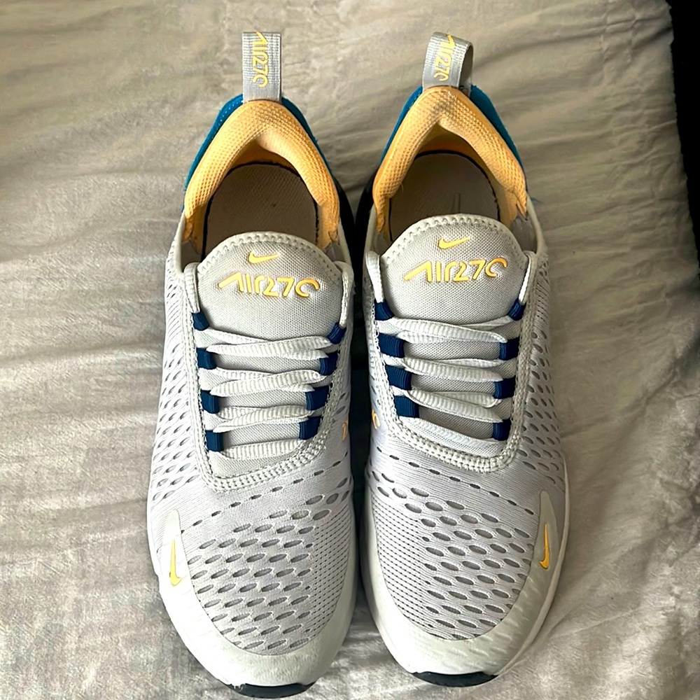 Women’s Nike air max 270s